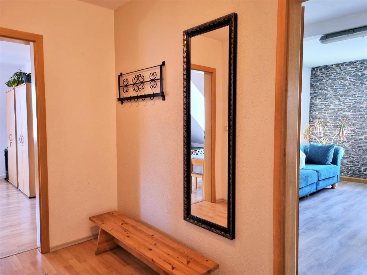 Apartment Bayreuth, Grosse Ferienwohnung Im Haus Mit Kunst, 3 Schlafzimmer, Kueche, Parkplatz Екстериор снимка