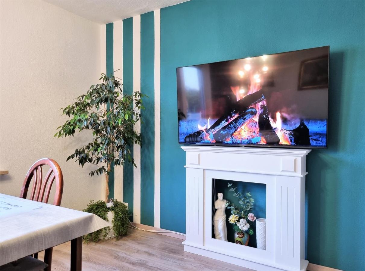 Apartment Bayreuth, Grosse Ferienwohnung Im Haus Mit Kunst, 3 Schlafzimmer, Kueche, Parkplatz Екстериор снимка