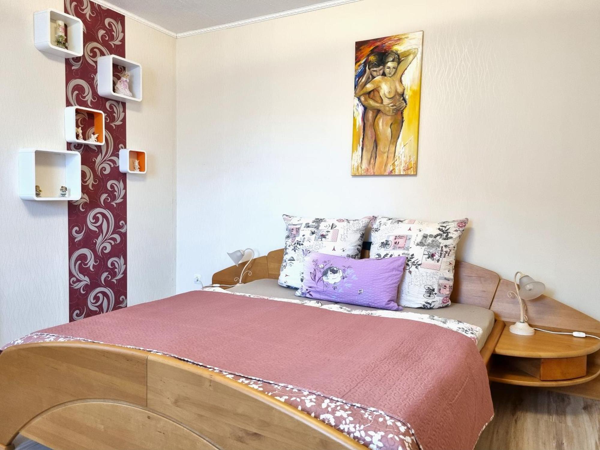 Apartment Bayreuth, Grosse Ferienwohnung Im Haus Mit Kunst, 3 Schlafzimmer, Kueche, Parkplatz Екстериор снимка